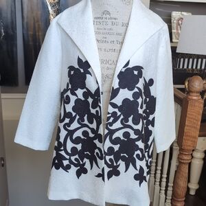 Joseph Ribkoff Elegant Ivory and Black Floral Women's Coat P2P 22.5 L 28